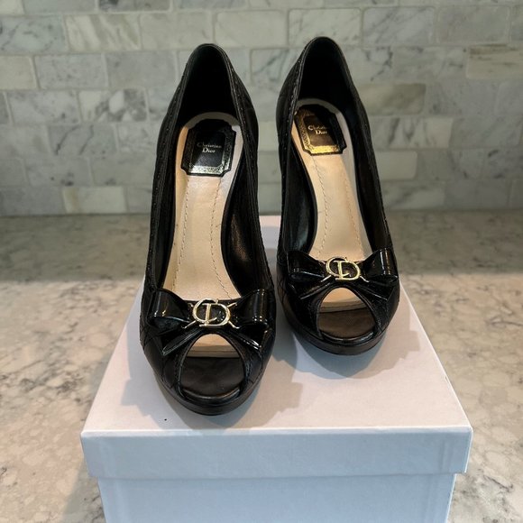 Christian Dior Lovely Cannage Peep Toe Black size 39 (9) - Picture 1 of 5